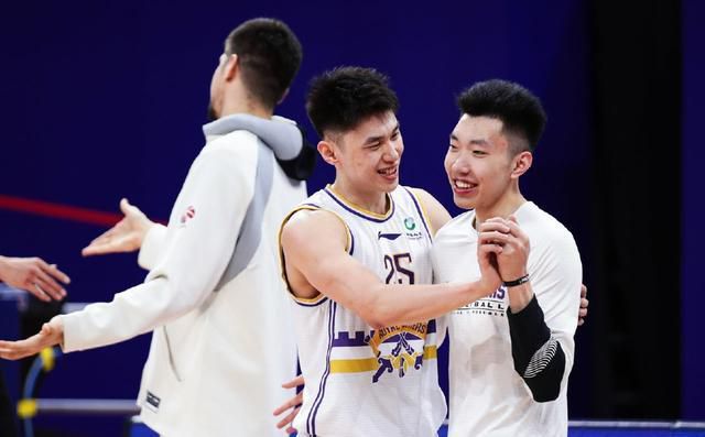 大香萑成人网免费视频
